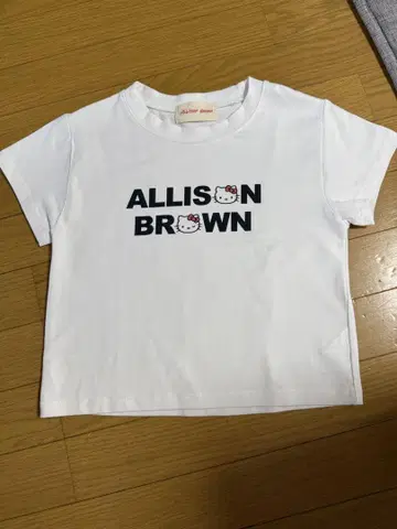 ALLISON BROWN HELLO KITTY 반팔 티셔츠 사에코