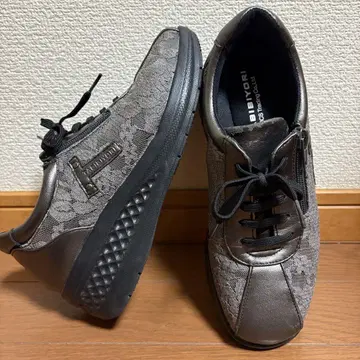 여행의 날 레이스 꽃무늬 그레이 23.0cm