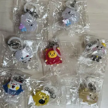 TREASURE TRUZ 메지루시 액세서리 묶음 판매 8개 가챠
