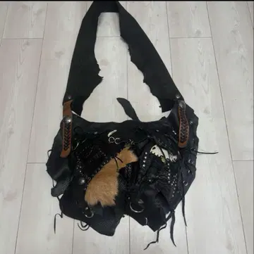 아카이브 수제 가죽 가방 kmrii