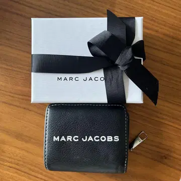 마크제이콥스 MARC JACOBS 접이식 지갑 미니 지갑 블랙