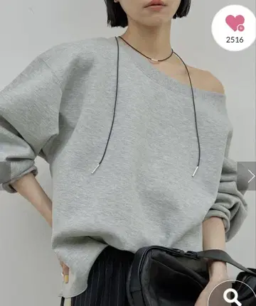 GALLARDAGALANTE 개럴개런트 보트넥 맨투맨
