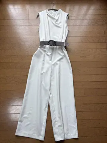 자라 올인원 아이보리 벨트 포함