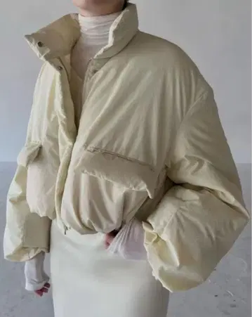 정품 CLANE BALLOON SHORT DOWN JACKET
