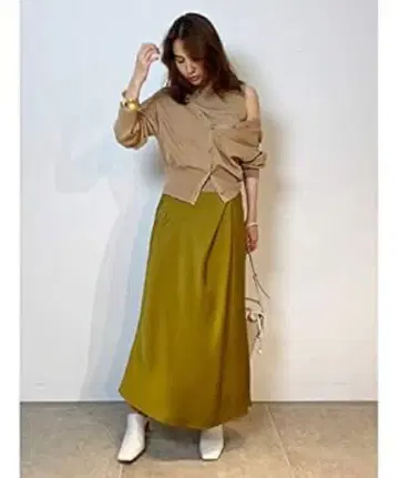 FRAY I.D 새틴 턱 내로우 스커트 FWFS204012 여성용 0