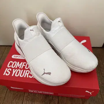 Puma 화이트 슬립온