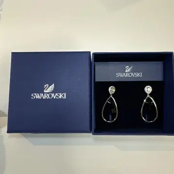 스와로브스키 블랙 크리스탈 드롭 귀걸이