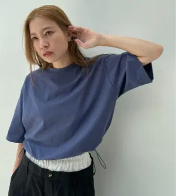 새상품 y/m 임 드로스트 크롭 티셔츠 상의 티셔츠