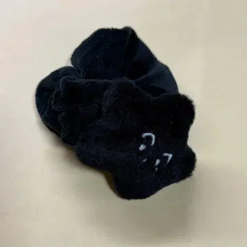 NCT 127 THE MOMENTUM SCRUNCHIE 불가사리 마크