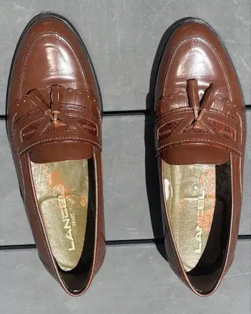LANCEL 브라운 태슬 로퍼