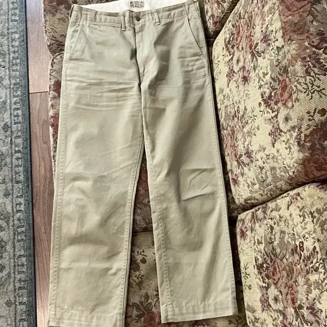 ends and means ends and means army chino on Bunjang Global Site.