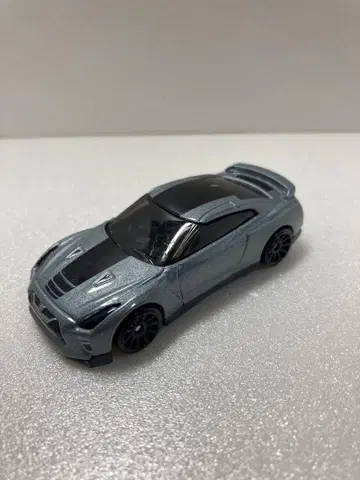 핫휠 닛산 GT-R (R35)