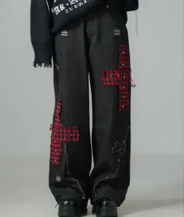 자수 체크 패치 데님 와이드 팬츠