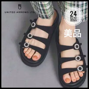 유나이티드 애로우즈 3라인 스웨이드 뮬 샌들 새상품급