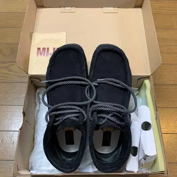 클락스 왈라비 MIJI