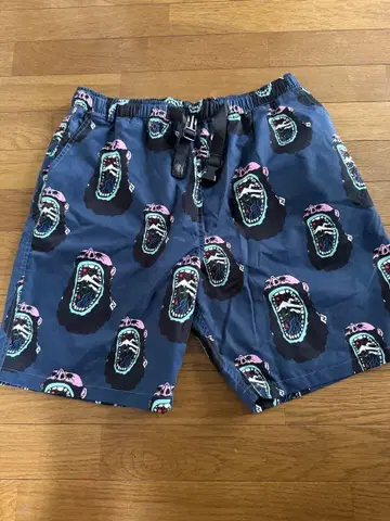 gum master XL 네이비 원숭이 패턴 숏 팬츠