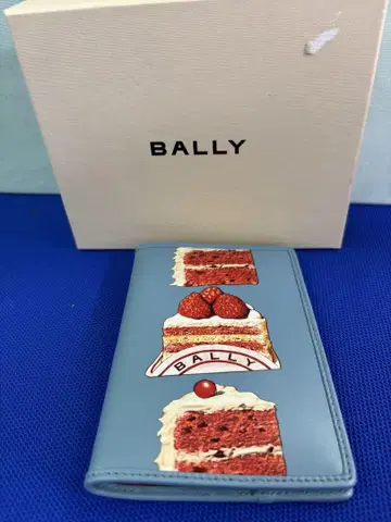 BALLY 케이크 디자인 여권 케이스 여권 커버 해외여행