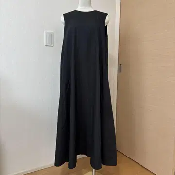 베로폰나 A 라인 슬리브리스 원피스 맥시 길이 백 리본 38