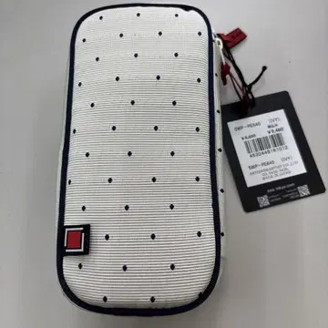 아티산 앤 아티스트 파우치