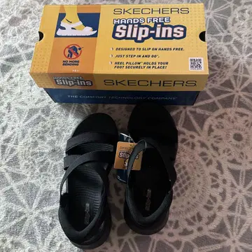 스케쳐스 핸즈프리 슬립인 블랙