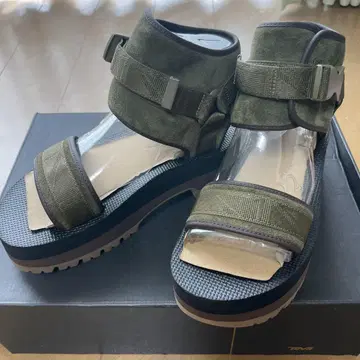 Teva 스포츠 샌들 올리브 그린 24cm