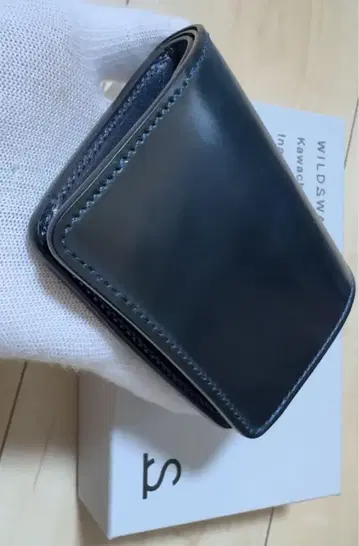 와일드 스완스 KF003