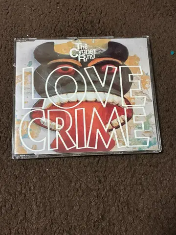 The Cygnet Ring / Love Crime / 머드 체스터