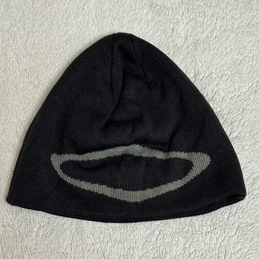 MISCHIEF | 미스치프 mschf Mischief Wide Rhombus Beanie Black