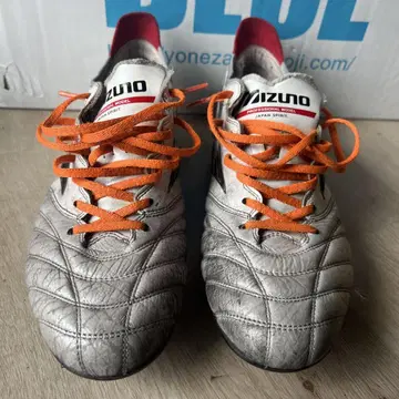 Mizuno 축구 스파이크 모렐리아 NEO3