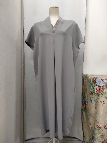 이아파피요네 그레이 원피스