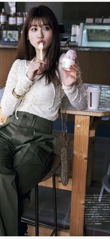 셔링 레이스 티셔츠 deicy 코코딜 IENA