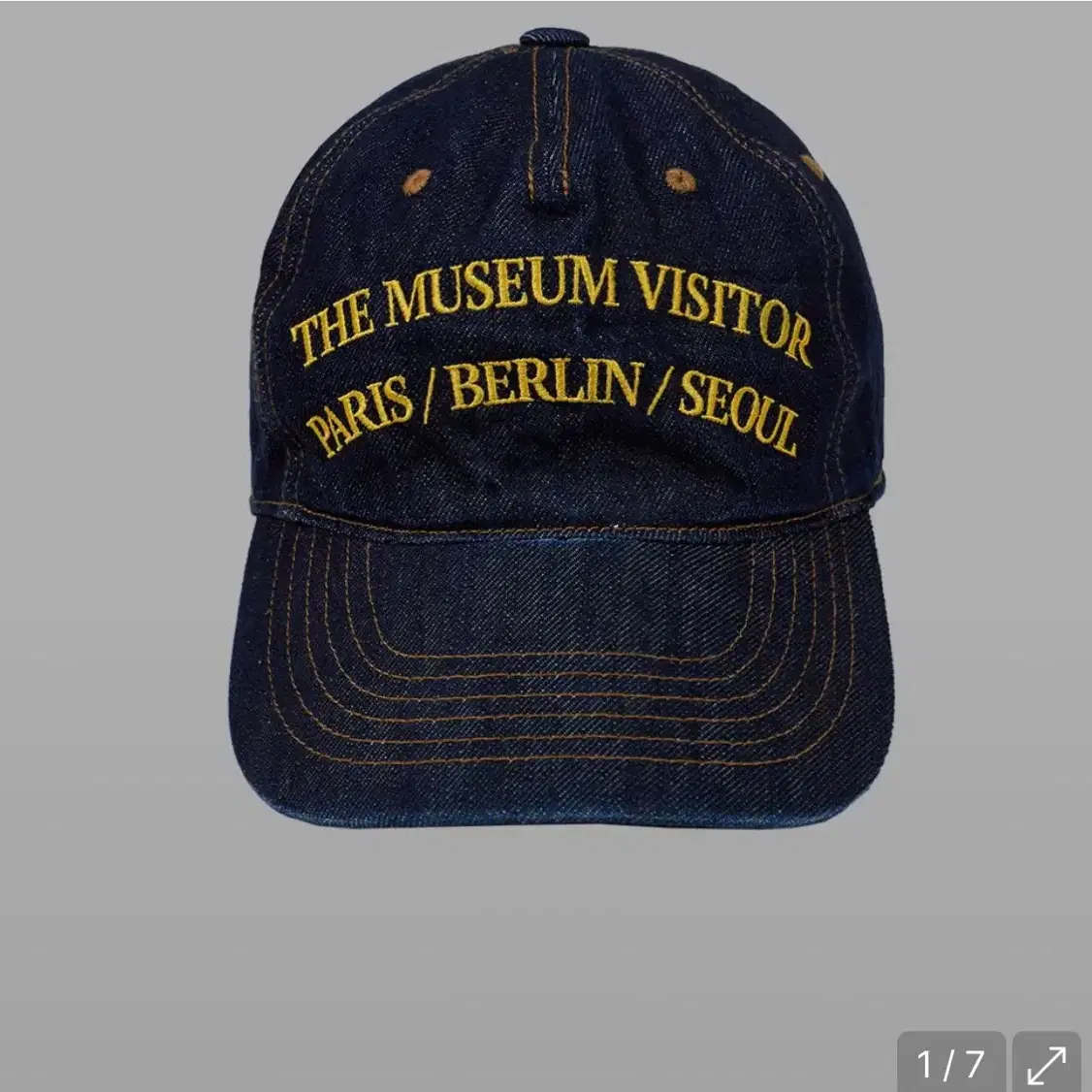 THE MUSEUM VISITOR | 더뮤지엄비지터 The Museum Visitor