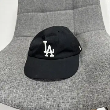 wism comesandgoes LA 로고 캡 블랙