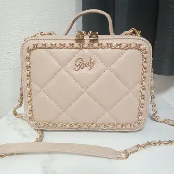 Rady 베이지 퀼팅 숄더백