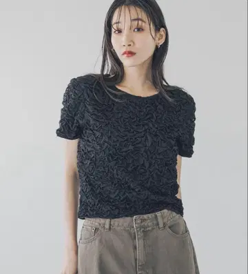 미사용 새상품 LOWRYSFARM 셔링 SS 블랙