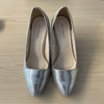 Orla Kiely 실버 하이힐 펌프스 24.0cm