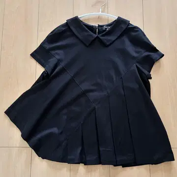 가마쿠라 테이크 오프 카즈코 키타무라 카라 부착 반팔 셔츠 블랙