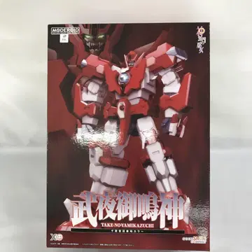 MODEROID 무야 미나메 신 카네타 타기 시 컬러 '신무의 무녀'