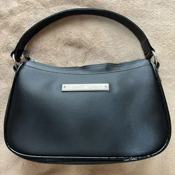 MARY QUANT 블랙 핸드백