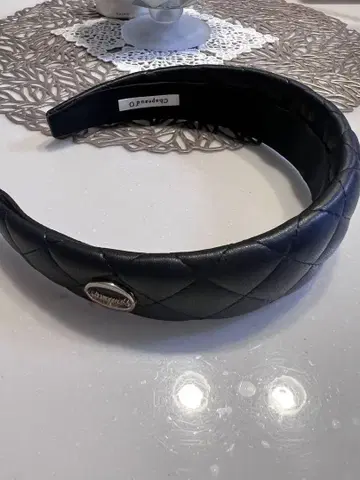 Chapeaud'O 퀼팅 머리띠 블랙
