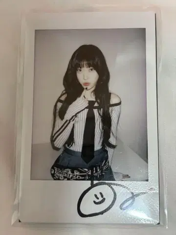 ARTMS 체리(LOONA) 대면 사인회 친필 사인 포함 폴라