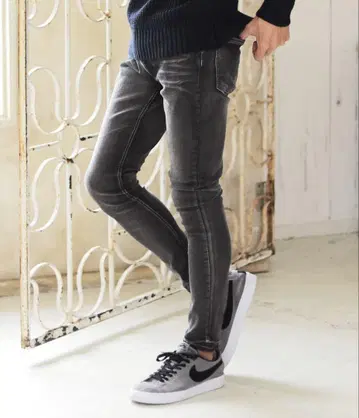 다크 그레이 청바지