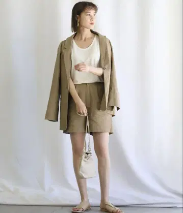베이지 셋업 택 포함 새상품