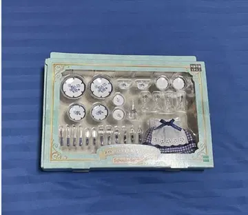 네이비 로즈 테이블 의류 세트 실바니안 패밀리