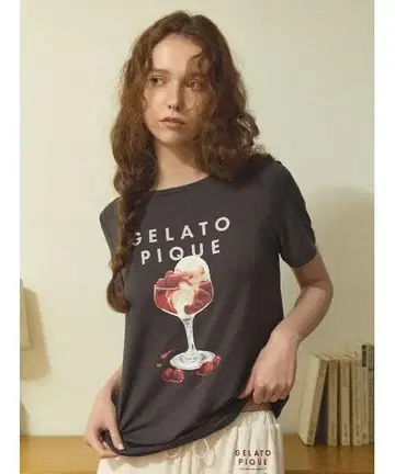 gelato pique '접촉 냉감' COOL 레이온 디저트 로고 티셔츠