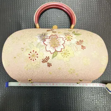 꽃무늬 자수 원형 기모노 가방