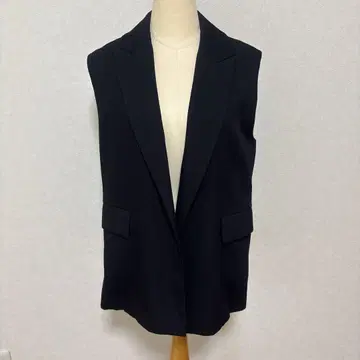 BLENHEIM 블랙 베스트 MN47