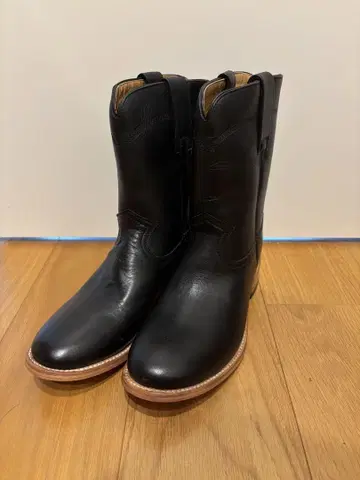 ADALINA LEATHER 웨스턴 부츠 저널 스탠다드 별주