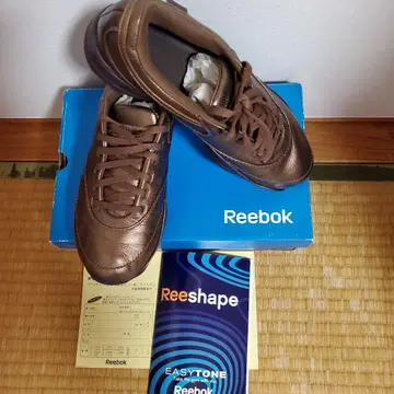 Reebok Easytone 브라운 스니커즈 24cm 새상품급