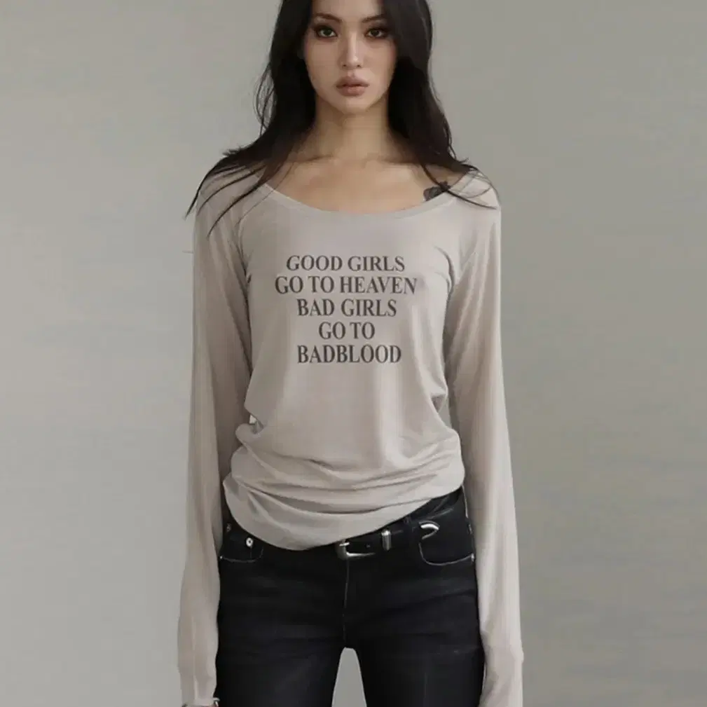 【BADBLOOD】 Bad Girls Loose Fit Top - Banana BAD BLOOD Bad Girls Loose Fit Top - Banana – SeoulSeoul